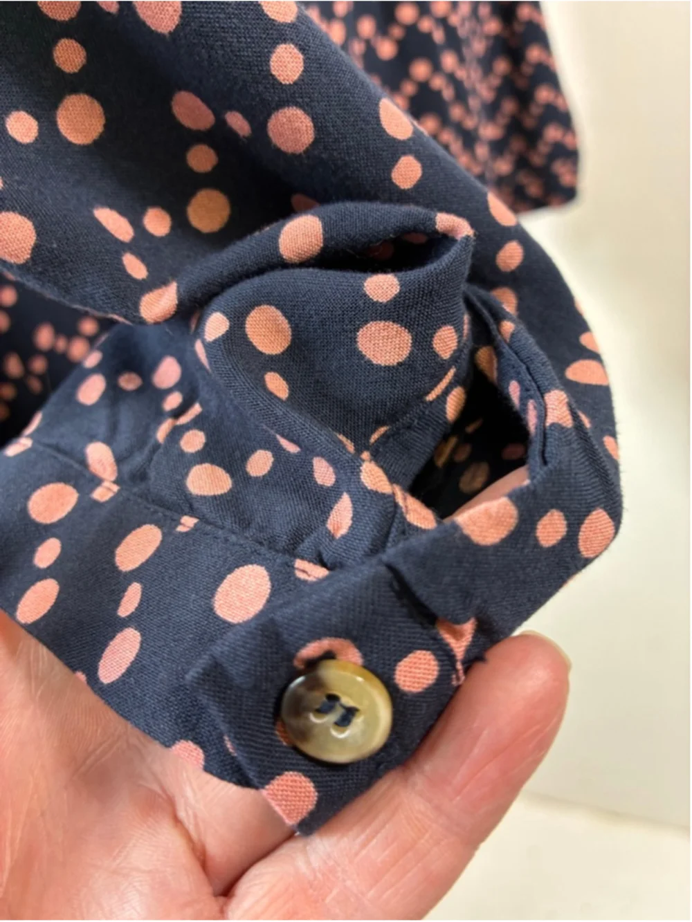 Maeve Anthropologie Polka Dot Blouse in Navy and Mauve Size S